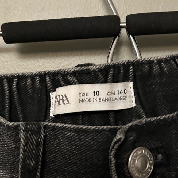 PACK OF 2: ZARA KIDS DENIM SHORTS - Picture 3 of 7